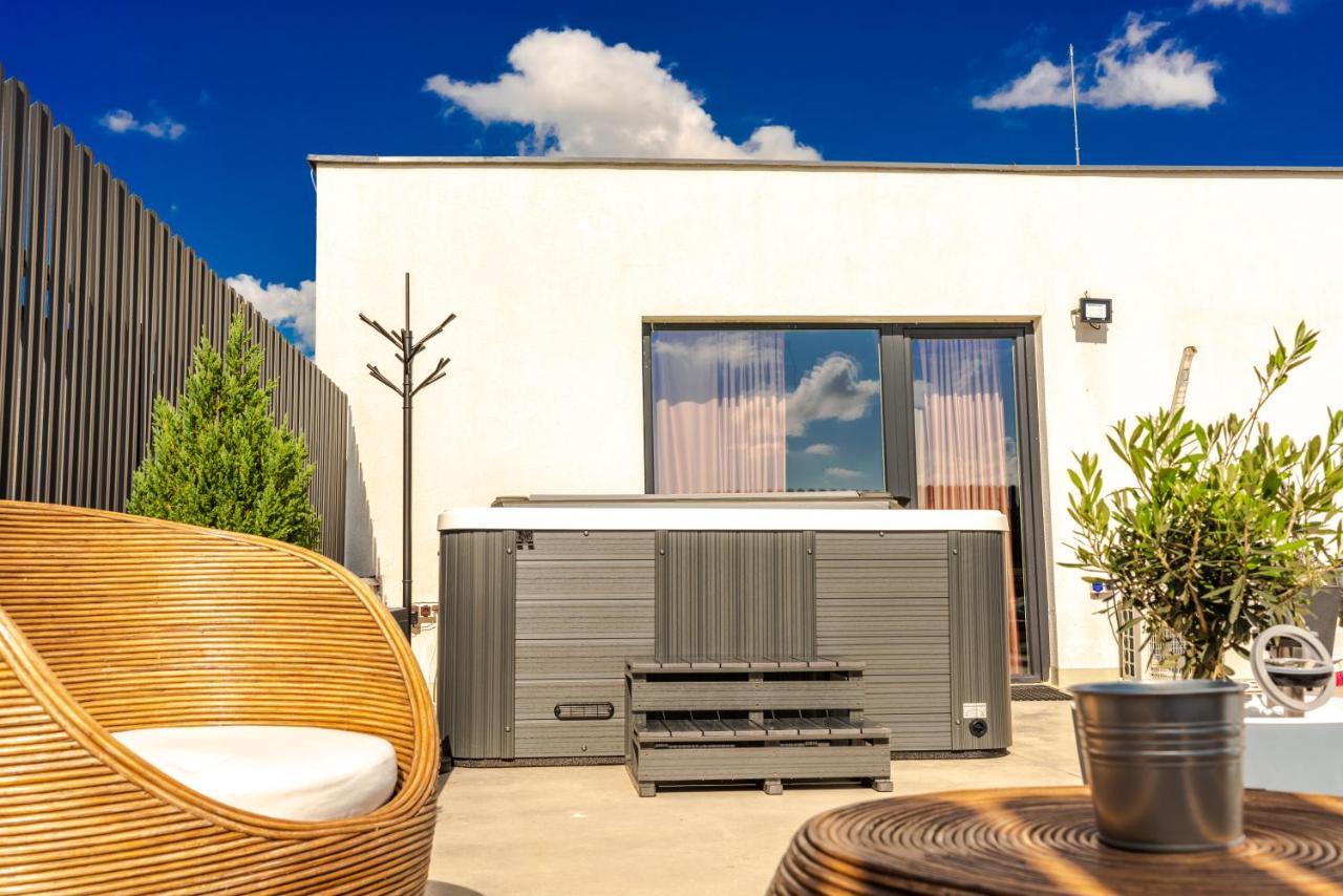 Thome Hoia Jacuzzi Cluj-Napoca Exterior foto